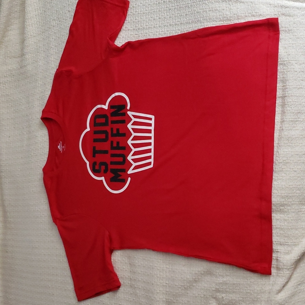 Boys size 18 XXL Stud Muffin T-Shirt NWOT